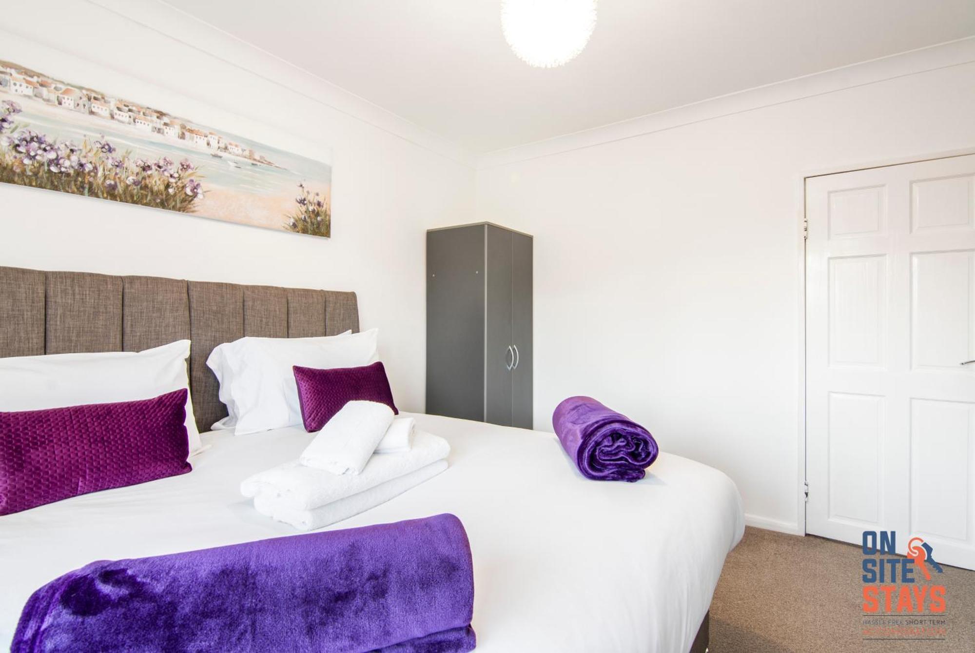 Onsitestays - Cosy 2-Bedroom Apartment With Private Entrance & Long Stay Prices グレーブゼンド エクステリア 写真