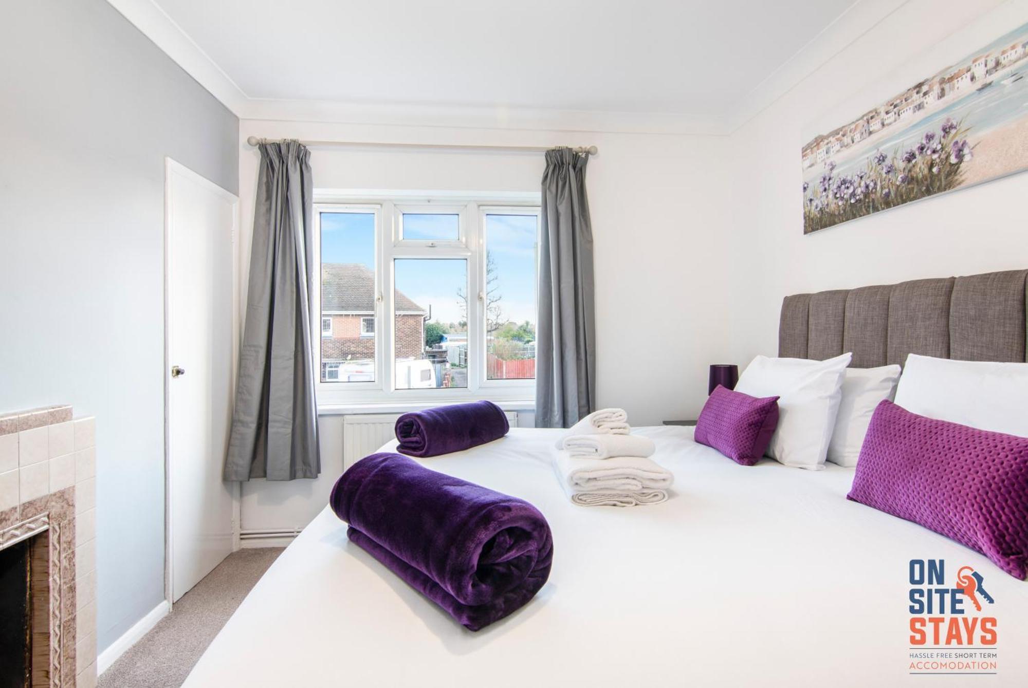 Onsitestays - Cosy 2-Bedroom Apartment With Private Entrance & Long Stay Prices グレーブゼンド エクステリア 写真